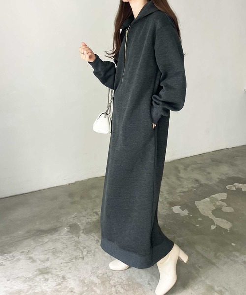 GeeRA（ジーラ）の「【新色追加/M-3Lサイズ】ハーフジップ裏起毛スウェットパーカーワンピース（ワンピース・レディース・ブラック/オートミール/チャコール/モカ/杢グレー・MEDIUM/LARGE/X-LARGE/XX-LARGE）」の16枚目の写真