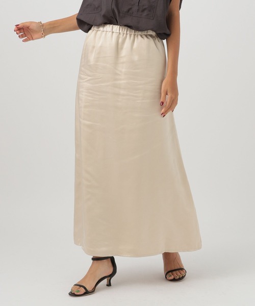 BAYFLOW（ベイフロー）の「[秋まで穿ける]サテンセミナロースカート（スカート・レディース・ブラック/グレイッシュベージュ/カーキ・SMALL/MEDIUM）」の14枚目の写真