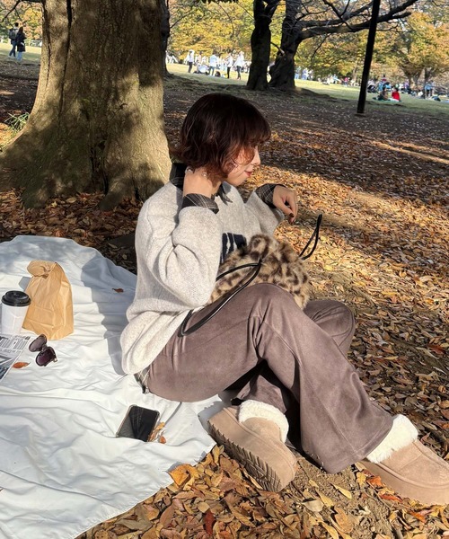 AS KNOW AS plus（アズノゥアズプラス）の「◇カレッジロゴジャガードニットプルオーバー【UNISEX ITEM】（ニット/セーター・レディース・ベージュ/オートミール/ネイビー/グレー/グリーン/グリーン系1/ベージュ系1/ネイビー系1・FREE）」の14枚目の写真