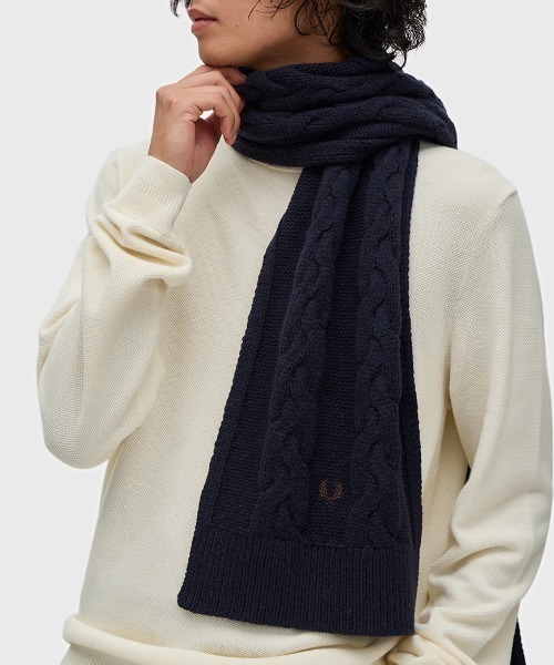 ラムウールケーブルマフラー／Lambswool Cable Scarf（マフラー