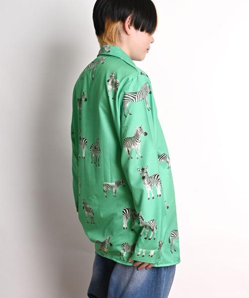 Bohemians シマウマ 総柄 コットンシャツ M 黒 ゼブラ フランネル Bohemians シマウマ 総柄 コットンシャツ M 黒 ゼブラ