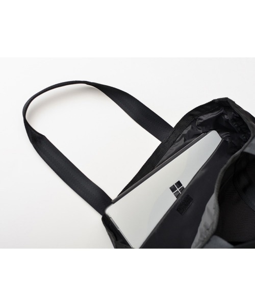 Snow Peak(スノーピーク)の「Noasobi Explorer Tote Bag M / オンライン限定 トートバッグ シンプル(トートバッグ・メンズ・ブラック・ONE SIZE)」の13枚目の写真