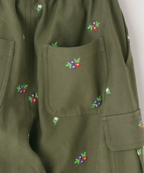 LOWRYS FARM（ローリーズファーム）の「シシュウバックサテンカーゴパンツ　 137937（カーゴパンツ・キッズ・カーキ・110cm/120cm/130cm/140cm/150cm）」の10枚目の写真