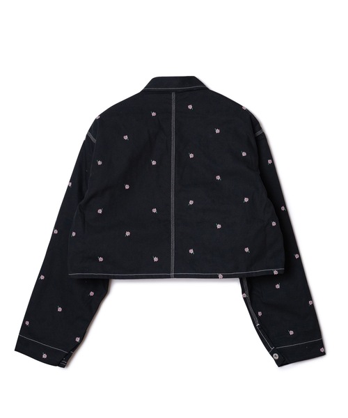 NON TOKYO（ノントーキョー）の「FLOWER EMBROIDERY SHORT COVERALL ( feat.UNIVERSALOVERALL)（デニムジャケット・レディース・キャメル/アイボリー/ブラック・1/2）」の11枚目の写真