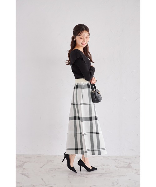 tocco closet（トッコ　クローゼット）の「【ZOZO限定】タータンチェックニットフレアスカート（スカート・レディース・オフホワイト/ネイビー/ブラック/レッド・M）」の15枚目の写真