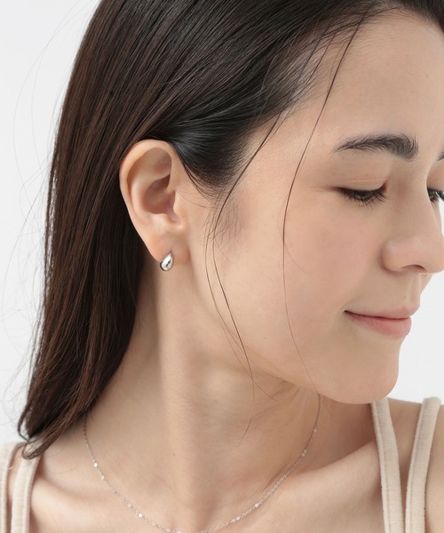 CALIN　STANDARD（カリンスタンダード）の「◆金属アレルギー対応◆◆made in japan◆【片手でスムースワンタッチ】ドロップ　ミニスムースピアス（ピアス（両耳用）・レディース・ゴールド/ピンクゴールド/シルバー・FREE）」の8枚目の写真