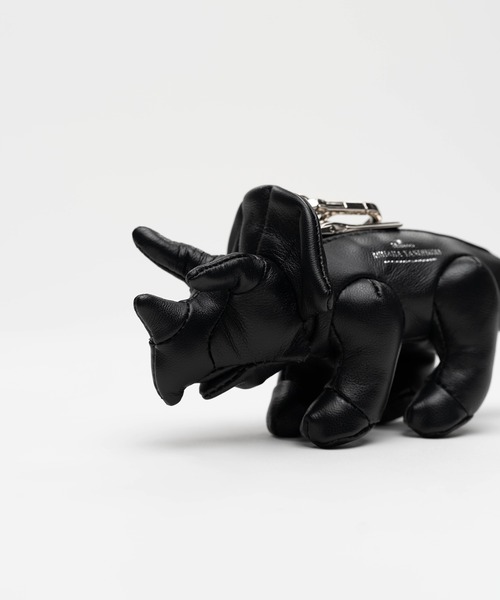 Maison MIHARA YASUHIRO(メゾンミハラヤスヒロ)の「"DOLLS" Triceratops Mini Bag(ショルダーバッグ・メンズ・ブラック・FREE)」の4枚目の写真