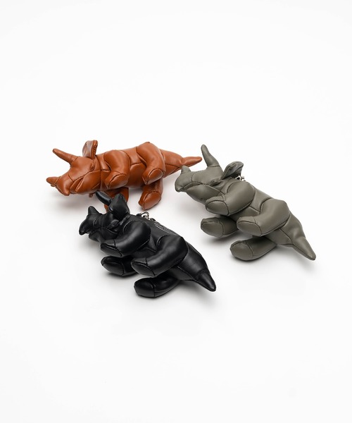 Maison MIHARA YASUHIRO(メゾンミハラヤスヒロ)の「"DOLLS" Triceratops Mini Bag(ショルダーバッグ・メンズ・ブラック・FREE)」の9枚目の写真