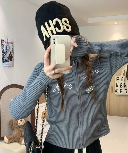 shopnikoniko（ショップニコニコ）の「ファー ジップアップ フーディー パーカー ショート丈 クロップド丈 ニットパーカー（パーカー・レディース・ブラック/グレー/ブラウン/ホワイト・フリー）」の4枚目の写真