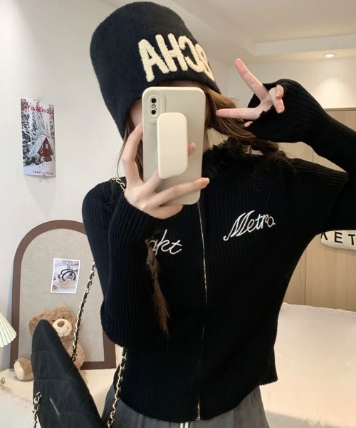 shopnikoniko（ショップニコニコ）の「ファー ジップアップ フーディー パーカー ショート丈 クロップド丈 ニットパーカー（パーカー・レディース・ブラック/グレー/ブラウン/ホワイト・フリー）」の6枚目の写真