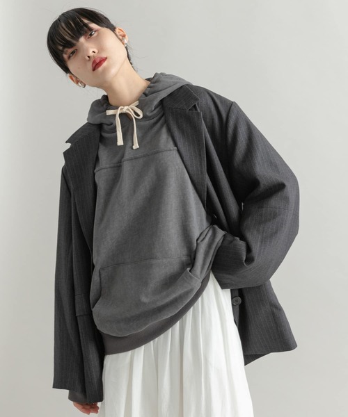 KBF（ケイビーエフ）の「バックロゴフーディー（パーカー・レディース・ネイビー/グレー・ONE）」の13枚目の写真