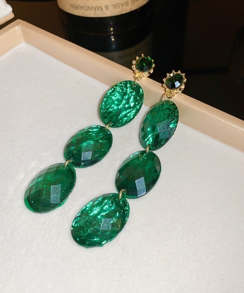 セール】大ぶりグリーンビジューデザインピアス（ピアス（両耳用