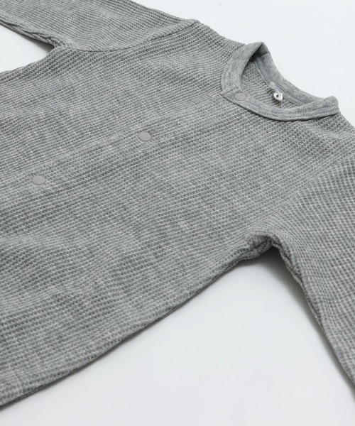 chil2（チルツー）の「ワッフル長袖ツーウェイオール（ロンパース・キッズ・ブラック/ピンク/ミント/クリーム/杢グレー・50-70cm）」の16枚目の写真