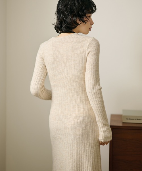 LAULEN（ローレン）の「henley neck long rib dress /ヘンリーネック ロング リブ ワンピース（ワンピース・レディース・グレー/チャコールグレー/ベージュ・FREE）」の21枚目の写真