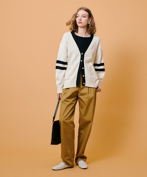 allureville(アルアバイル)の「ストレッチツイルチノパンツ(チノパンツ・レディース・ベージュ・1/2)」の11枚目の写真