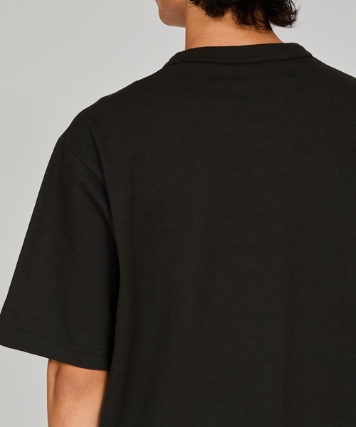 Champion(チャンピオン)の「【Champion/チャンピオン】メンズ MADE IN USA ティーテンイレブン ショートスリーブポケットTシャツ(Tシャツ/カットソー・メンズ・ネイビー/ホワイト/ブラック/シルバーグレー・X-LARGE/LARGE/SMALL/MEDIUM)」の7枚目の写真