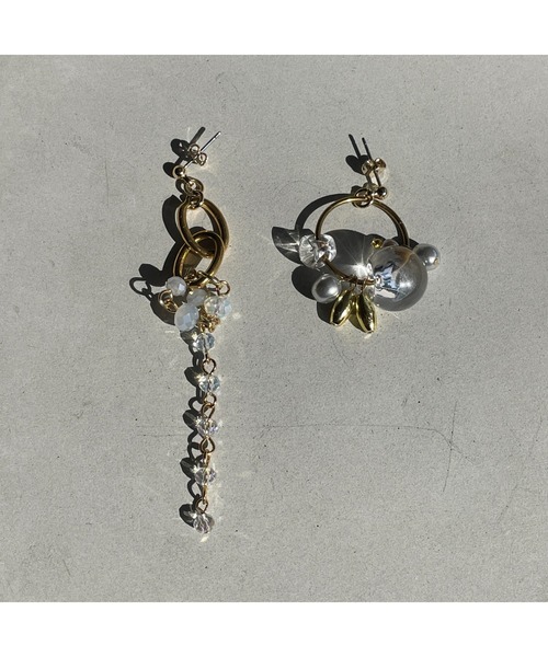 tone(トーン)の「【musk】ビーズ尽くしのピアス(MA)(ピアス(両耳用)・レディース・ゴールド・FREE)」の1枚目の写真