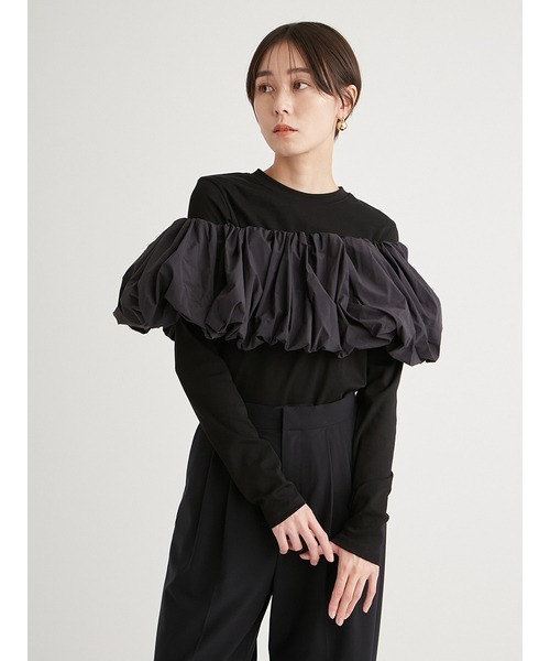 emmi（エミ）の「フリル付きロングスリーブTシャツ（Tシャツ