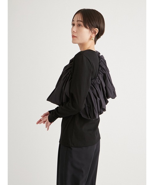 emmi（エミ）の「フリル付きロングスリーブTシャツ（Tシャツ