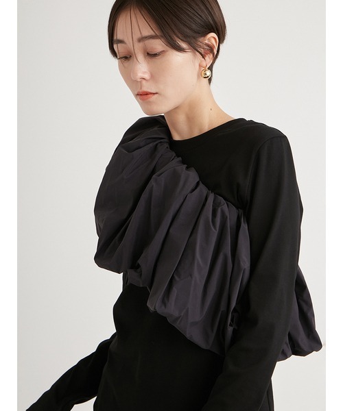 emmi（エミ）の「フリル付きロングスリーブTシャツ（Tシャツ