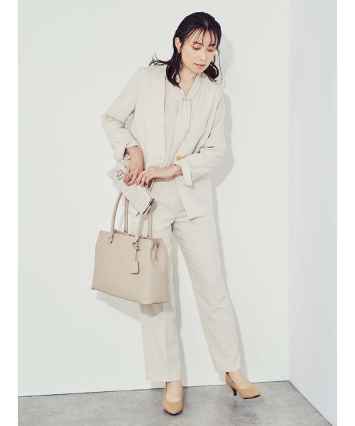 Perfect Suit FActory（パーフェクトスーツファクトリー）の「サフィアーノ　ラウンドトートバック（ビジネスバッグ・レディース・ブラック/ベージュ・FREE）」の7枚目の写真