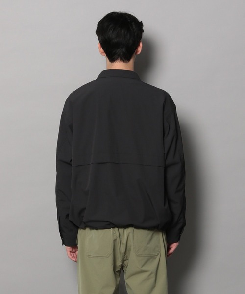 BAYFLOW（ベイフロー）の「【BUDDIES Dept.】ナイロンブルゾン[ストレッチ・イージーケア・マシンウォッシャブル]（ブルゾン・メンズ・ブラック/グレー・LARGE/MEDIUM）」の11枚目の写真