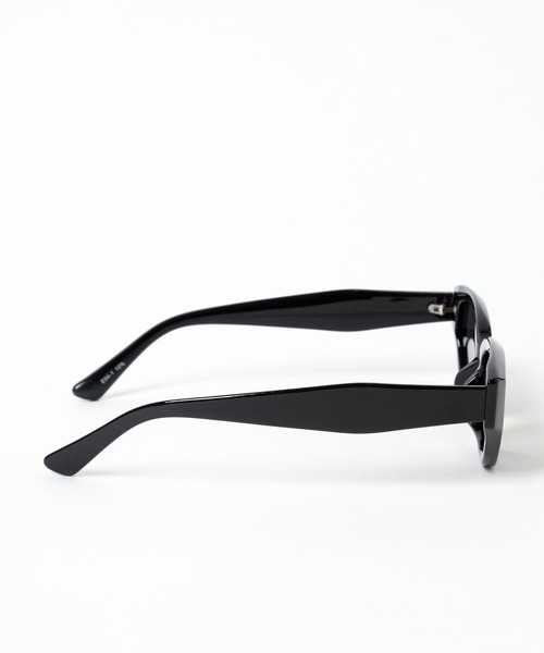 Andemiu（アンデミュウ）の「フォックスUVサングラス323771（サングラス・レディース・ブラック/ブラック系その他・FREE）」の5枚目の写真