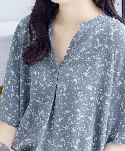 alotta(アロッタ)の「≪再入荷≫【接触冷感】さらさらEASYフレアスリーブブラウス(シャツ/ブラウス・レディース・ホワイト/ホワイト系その他/グレイッシュベージュ/ブラック/ドット/ブルー/イエロー系その他/ホワイト系その他2/ブルー系その他・M/L/LL/3L/4L/5L)」の22枚目の写真