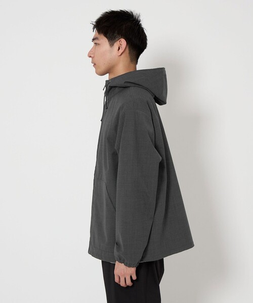green label relaxing（グリーンレーベルリラクシング）の「T/W 3レイヤー フード ブルゾン ‐撥水・防風‐（ブルゾン・メンズ・グレー/ネイビー・XL/L/S/M）」の9枚目の写真
