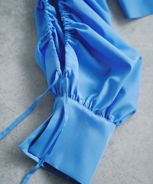 CODE A(コードエー)の「playful puffs blouse(シャツ/ブラウス・レディース・ホワイト/ブルー・00)」の18枚目の写真