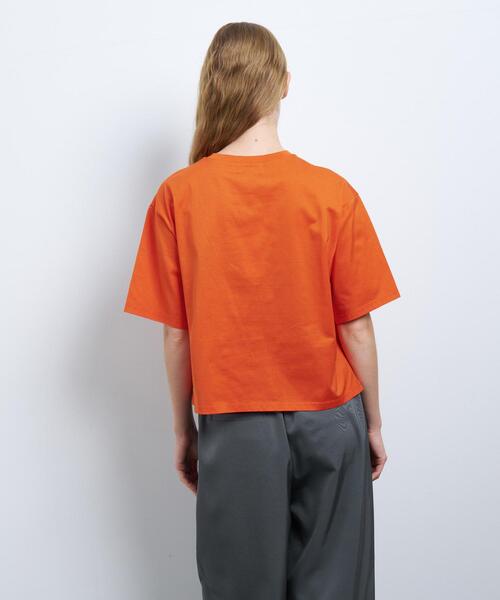 LANVIN en Bleu（ランバンオンブルー）の「ワンポイントロゴTシャツ（Tシャツ/カットソー・レディース・ブラック/カーキ/オフホワイト/オレンジ・38）」の10枚目の写真
