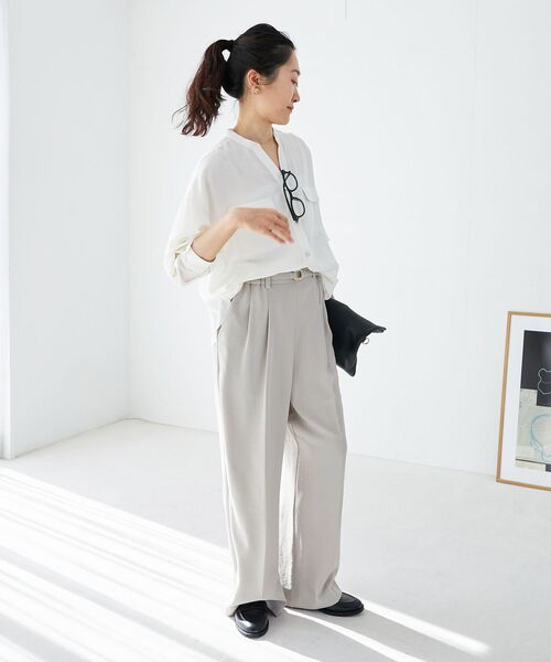 le.coeur blanc(ルクールブラン)の「ハイストレッチカルゼワッシャーベルテッドパンツ(その他パンツ・レディース・ライトグレー/ネイビー・38)」の12枚目の写真