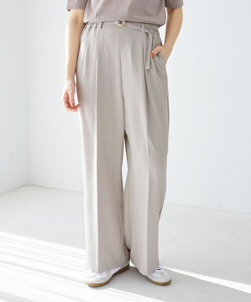 le.coeur blanc(ルクールブラン)の「ハイストレッチカルゼワッシャーベルテッドパンツ(その他パンツ・レディース・ライトグレー/ネイビー・38)」の21枚目の写真