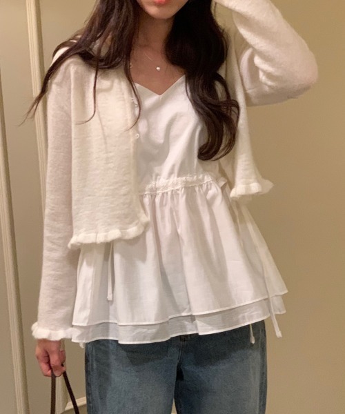 on:nue（オンニュ）の「【on:nue】ハートネックタンクトップブラウス（シャツ/ブラウス・レディース・ブラック/ホワイト・FREE）」の9枚目の写真