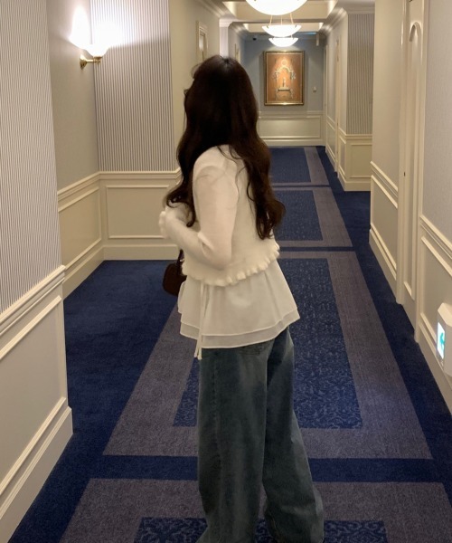 on:nue（オンニュ）の「【on:nue】ハートネックタンクトップブラウス（シャツ/ブラウス・レディース・ブラック/ホワイト・FREE）」の14枚目の写真