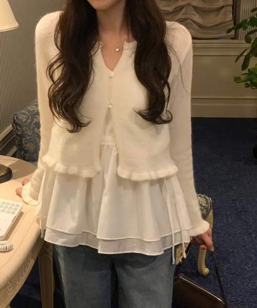 on:nue（オンニュ）の「【on:nue】ハートネックタンクトップブラウス（シャツ/ブラウス・レディース・ブラック/ホワイト・FREE）」の16枚目の写真