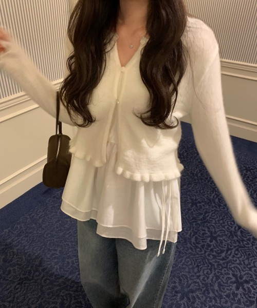 on:nue（オンニュ）の「【on:nue】ハートネックタンクトップブラウス（シャツ/ブラウス・レディース・ブラック/ホワイト・FREE）」の17枚目の写真