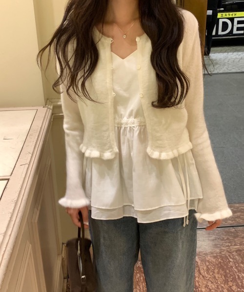 on:nue（オンニュ）の「【on:nue】ハートネックタンクトップブラウス（シャツ/ブラウス・レディース・ブラック/ホワイト・FREE）」の18枚目の写真