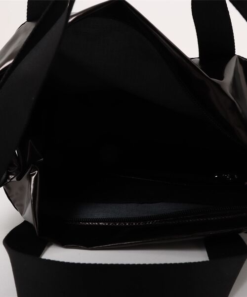 Jack Gomme（ジャックゴム）の「【JACK GOMME/ジャックゴム】ショルダーバッグ　ORTA（ショルダーバッグ・レディース・カーキ/アイボリー/ブラウン/ゴールド/ブラック/ライトブルー・FREE）」の12枚目の写真