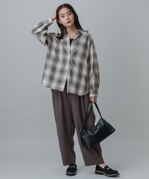 GLOBAL WORK（グローバルワーク）の「MATINEE LINE/着丈選べるチェックシャツ/327160（シャツ/ブラウス・レディース・イエロー/ブラック/ブラウン・LONG/REGULAR）」の14枚目の写真