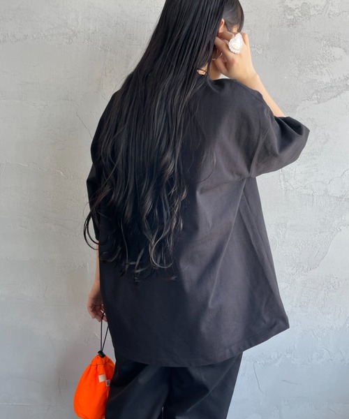 CHUMS（チャムス）の「[CHUMS/チャムス] ヘビーウェイト チャムスロゴ プリントTシャツ（Tシャツ/カットソー・レディース・ブラック/グレイッシュベージュ/ホワイト/ライトグリーン・M/L/XL）」の5枚目の写真