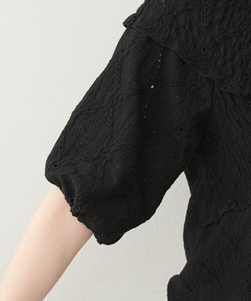 natural couture（ナチュラルクチュール）の「【WEB限定】アイレットカットレースクロスオフショルプルオーバー（Tシャツ/カットソー・レディース・オフホワイト/サックスブルー/ブラック・FREE）」の19枚目の写真