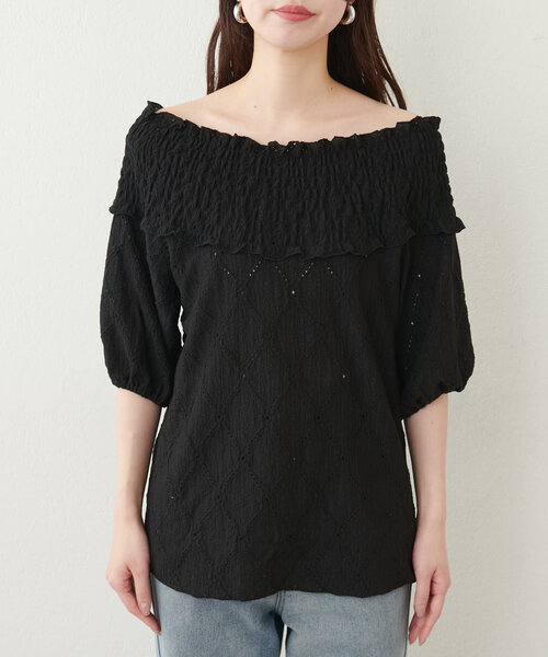 natural couture（ナチュラルクチュール）の「【WEB限定】アイレットカットレースクロスオフショルプルオーバー（Tシャツ/カットソー・レディース・オフホワイト/サックスブルー/ブラック・FREE）」の22枚目の写真