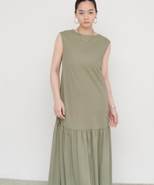 LARUTA（ラルータ）の「【LARUTA】［Web限定］接触冷感：ギャザー切替zip付きワンピース（ワンピース・レディース・カーキ/ブラック/ベージュ・MEDIUM/LARGE）」の16枚目の写真