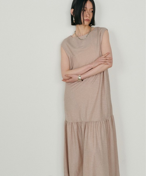 LARUTA（ラルータ）の「【LARUTA】［Web限定］接触冷感：ギャザー切替zip付きワンピース（ワンピース・レディース・カーキ/ブラック/ベージュ・MEDIUM/LARGE）」の14枚目の写真