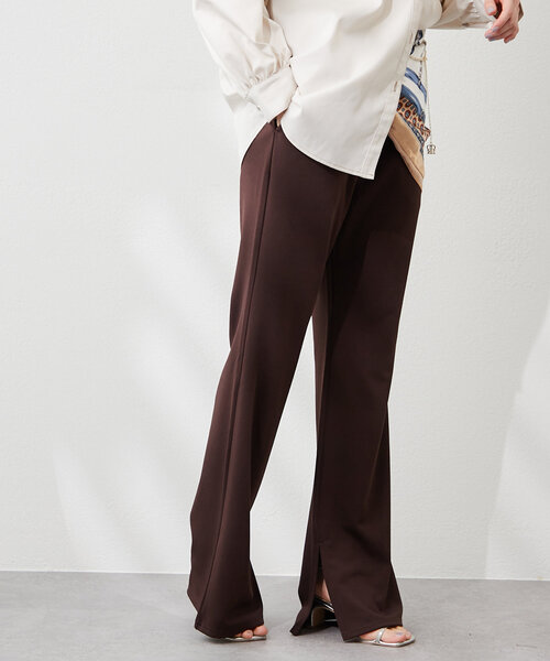 Remind me and forever（リマインドミーアンドフォーエバー）の「【@kana__18sセレクト】-3kg裾スリットフレアーパンツ（その他パンツ・レディース・ブラック/ダークブラウン/ブラウン/スミクロ・LARGE/MEDIUM）」の9枚目の写真