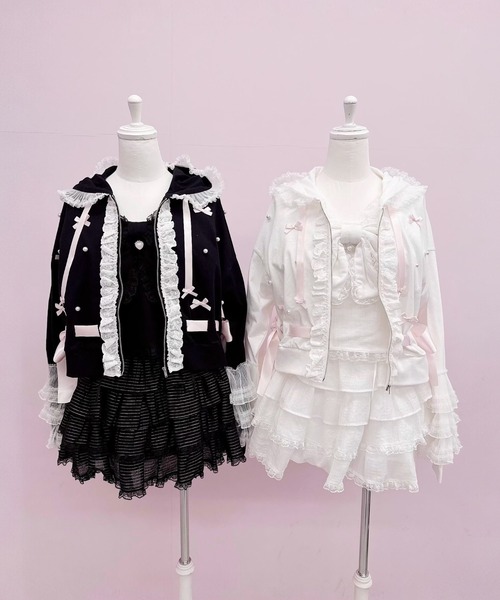 Ank Rouge(アンクルージュ)の「フリルリボンショートパーカー(パーカー・レディース・ホワイト/ピンク/ブラック・M)」の20枚目の写真