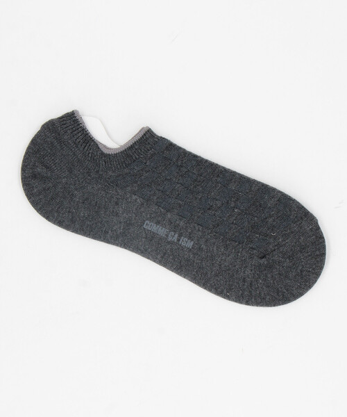 COMME CA ISM（コムサイズム）の「リンクス 市松柄 アンクル ソックス（ソックス/靴下・メンズ・ブラック/チャコール/ネイビー・25-27CM）」の2枚目の写真