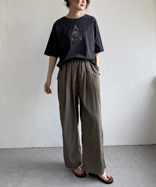 LBC（エルビーシー）の「GirlプリントビッグTシャツ（Tシャツ/カットソー・レディース・ホワイト/チャコールグレー/グレー/コーラル・M/L）」の20枚目の写真