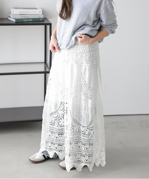 AMELY(エミリー)の「クロシェ編みフレアスカート(スカート・レディース・ホワイト/ベージュ・フリー)」の5枚目の写真
